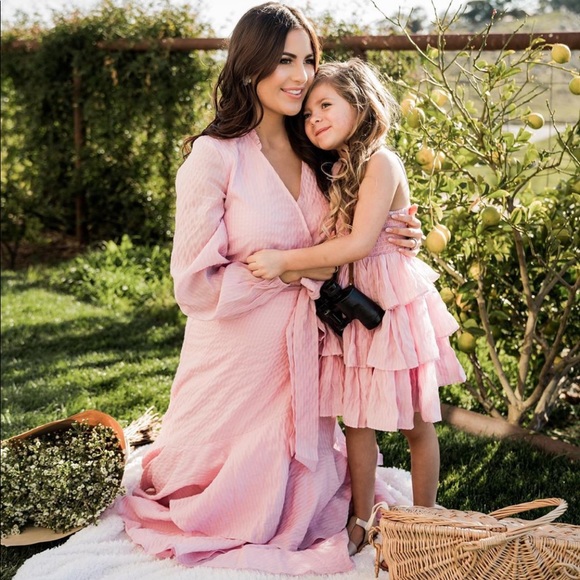 Rachel Parcell Seersucker long sleeve wrap dress - Picture 2 of 11